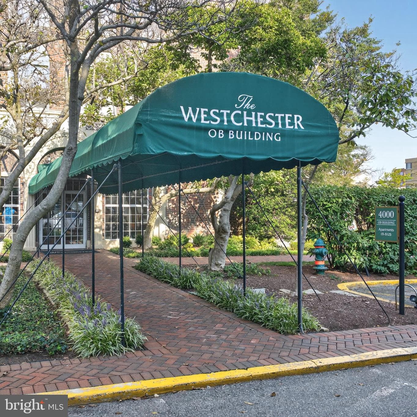 4000 Cathedral Avenue NW #208b photo 3