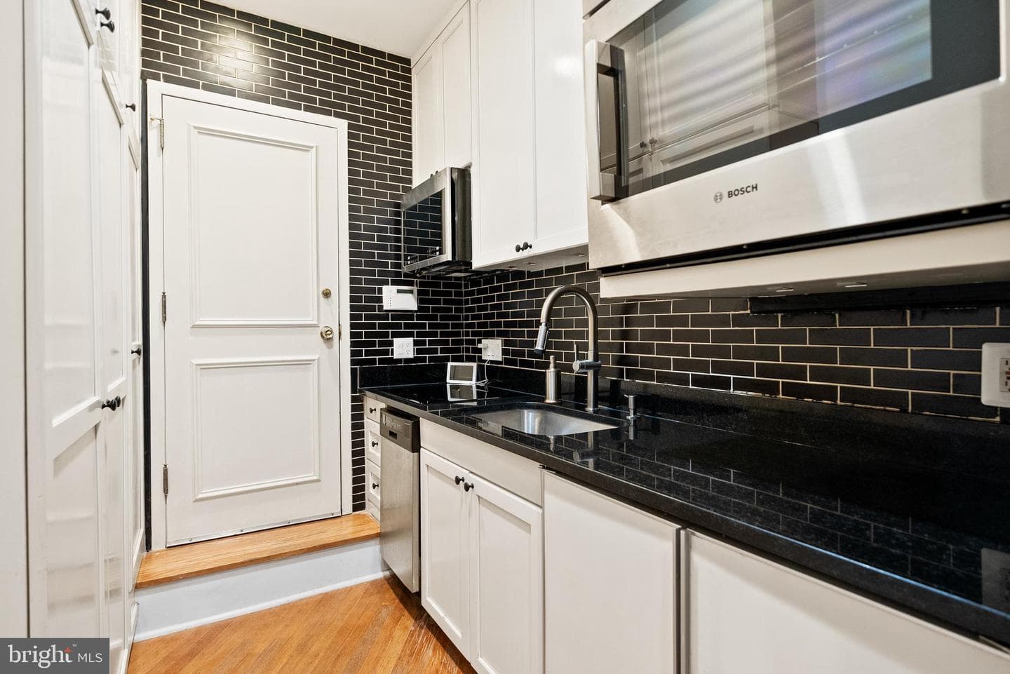 2131 S Street NW photo 27