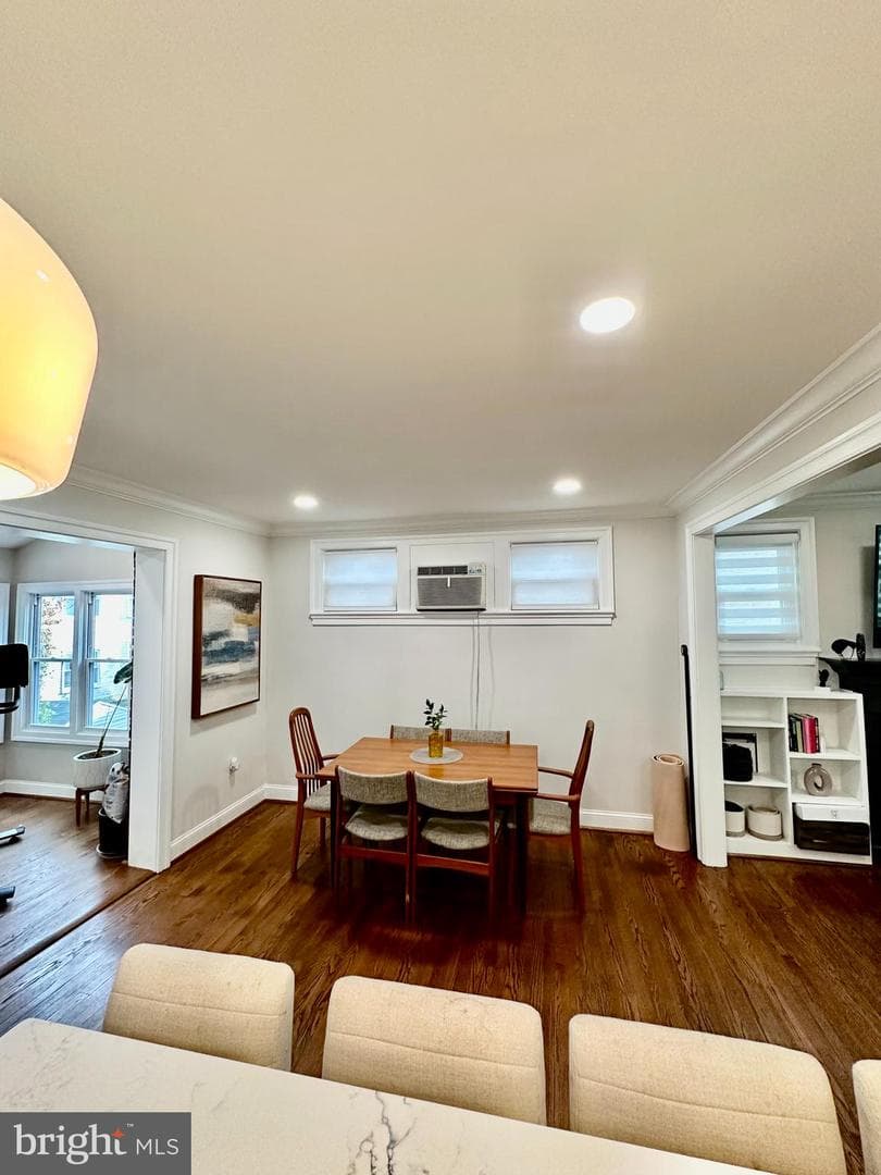 2905 Carlton Avenue NE photo 15
