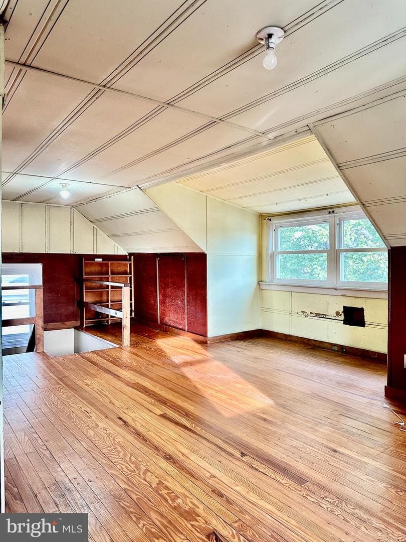 2905 Carlton Avenue NE photo 42