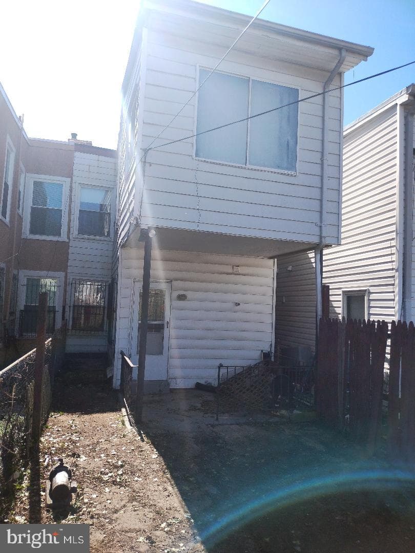 1718 Independence Avenue SE photo 30