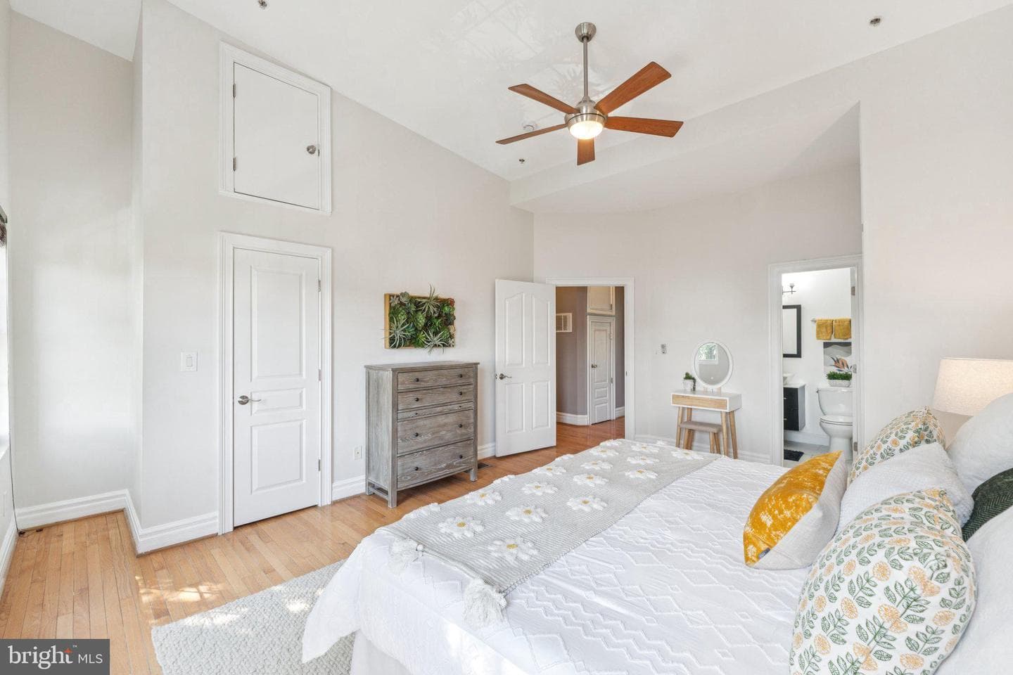 224 S Street NE #2 photo 15