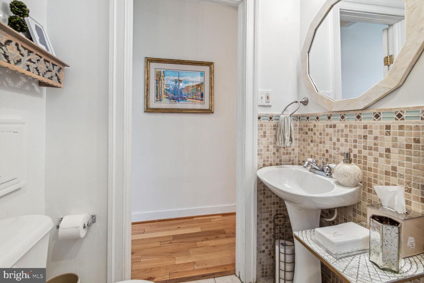 1009a I Street NE photo 10