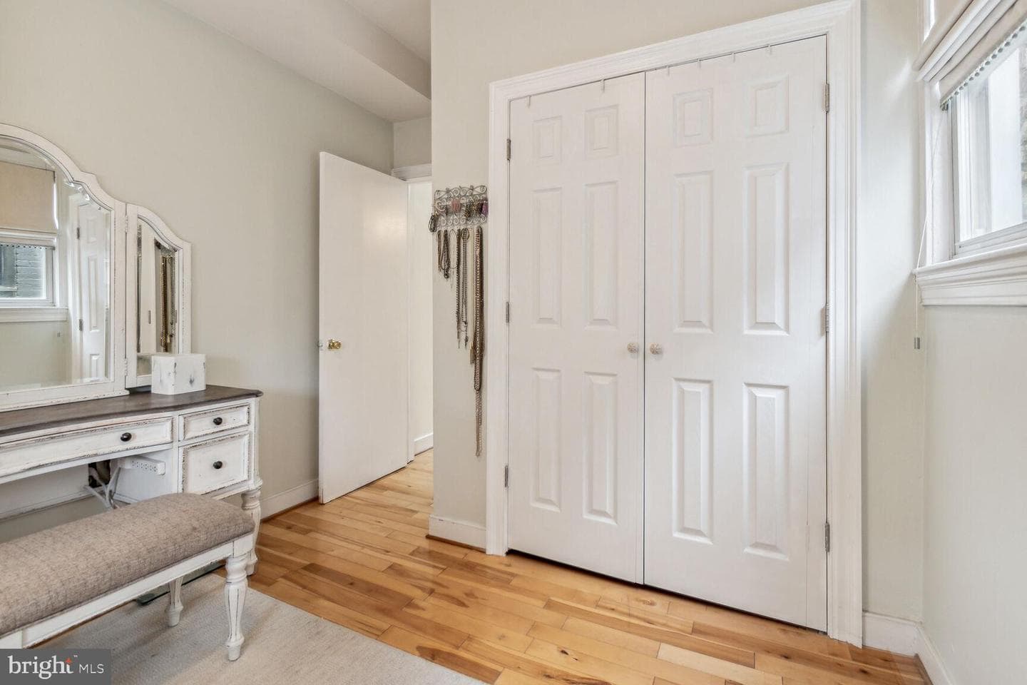 1009a I Street NE photo 20