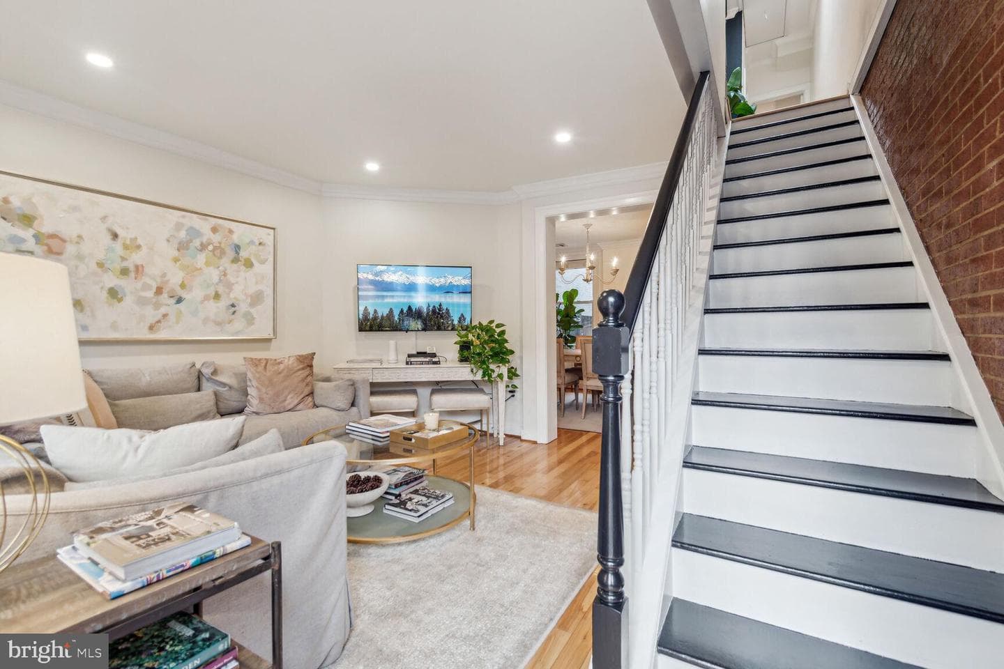 1009a I Street NE photo 3