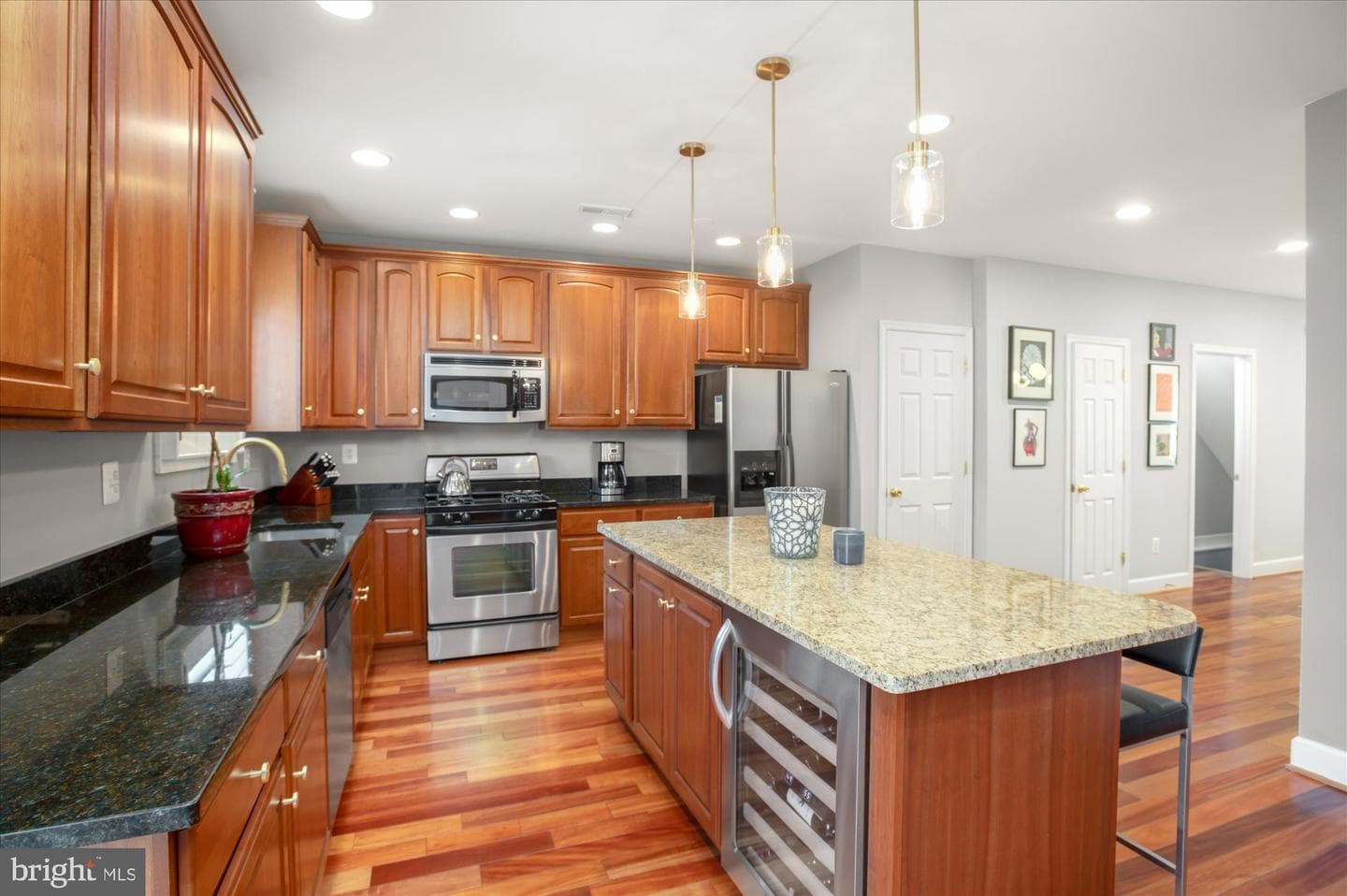 323 T Street NW photo 11
