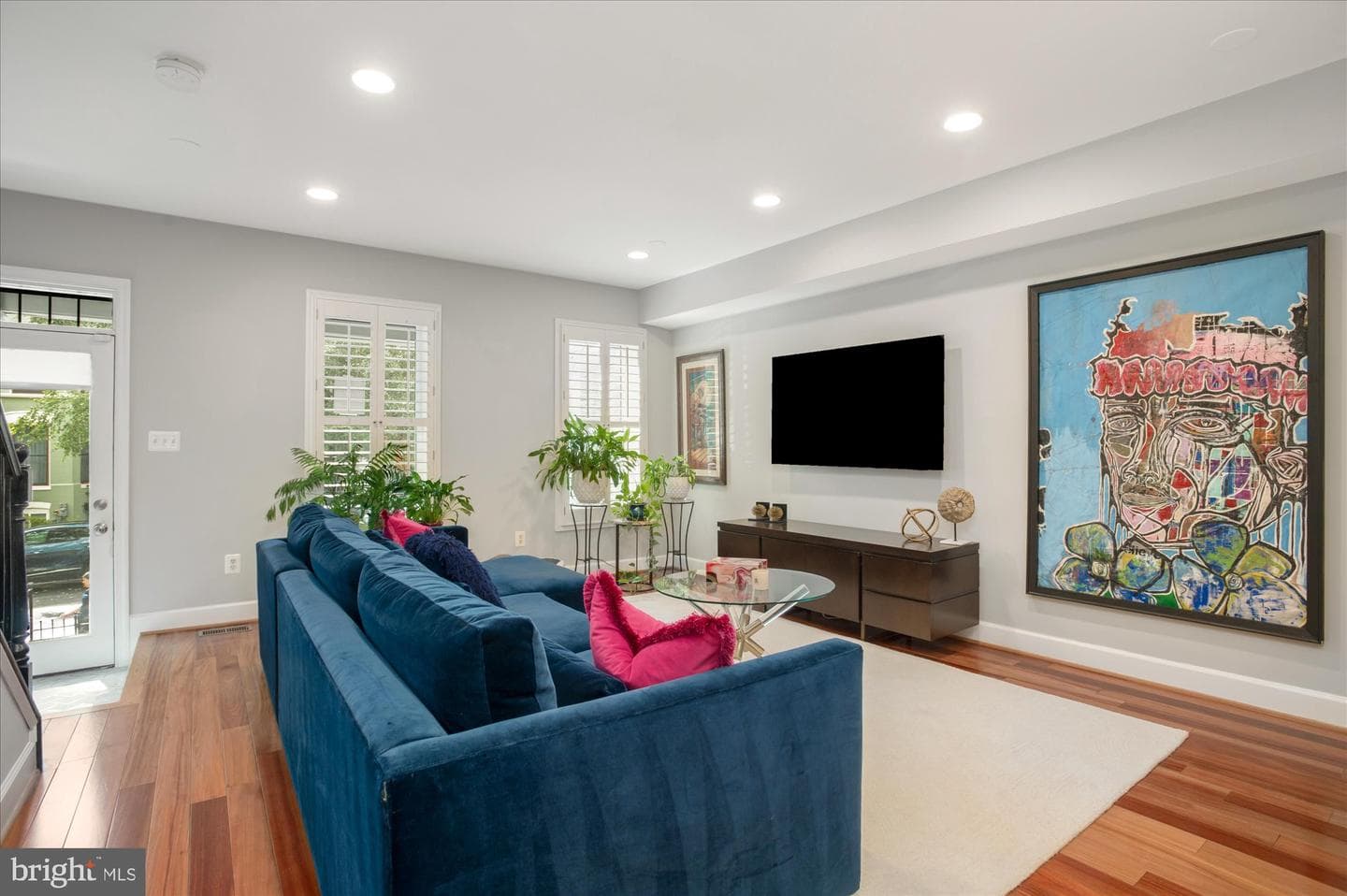 323 T Street NW photo 4