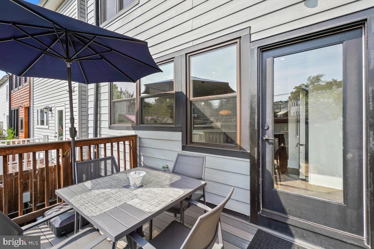 714 Decatur Street NW photo 36