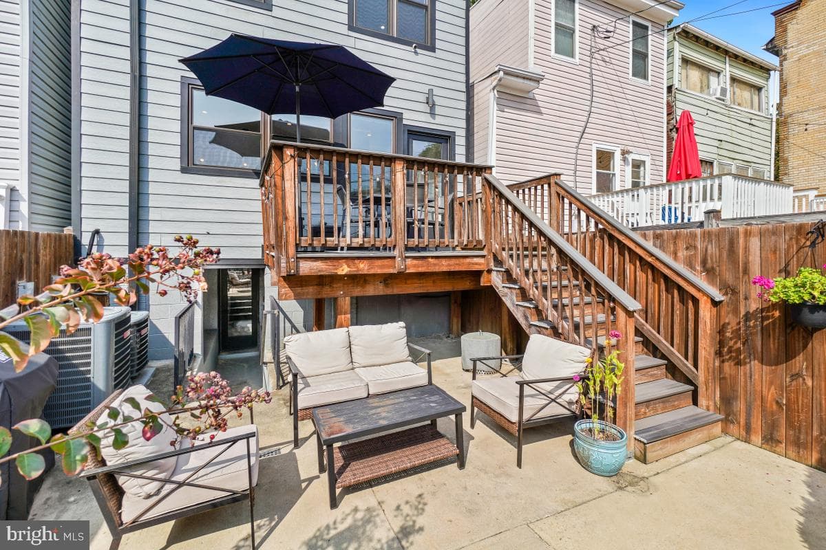 714 Decatur Street NW photo 39