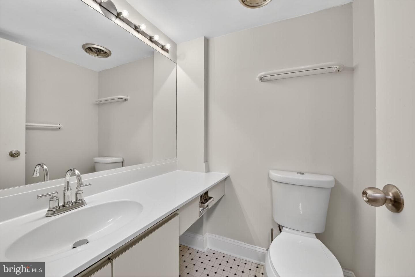 1245 13th Street NW #304 photo 3