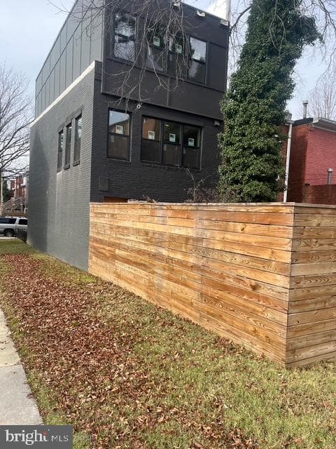 1404 1st Street SW, Washington