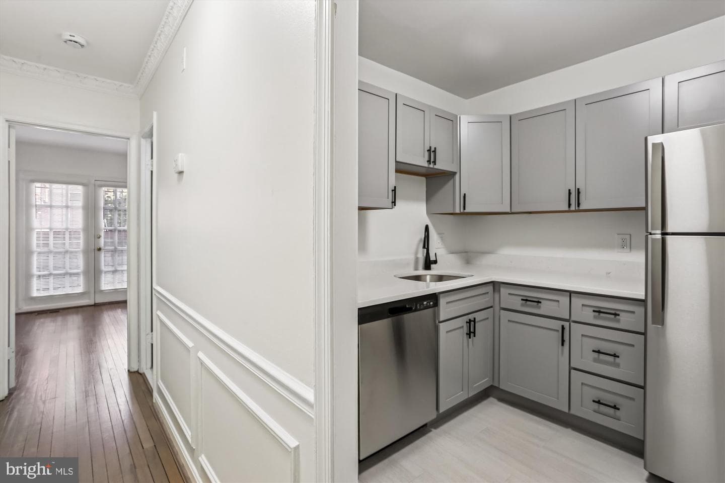 1690 Euclid Street NW #a photo 11