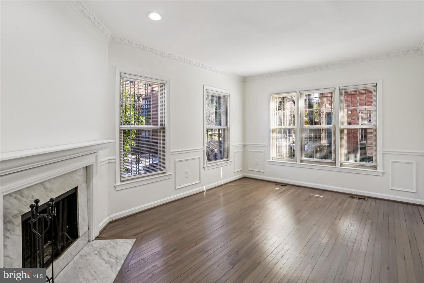 1690 Euclid Street NW #a photo 19