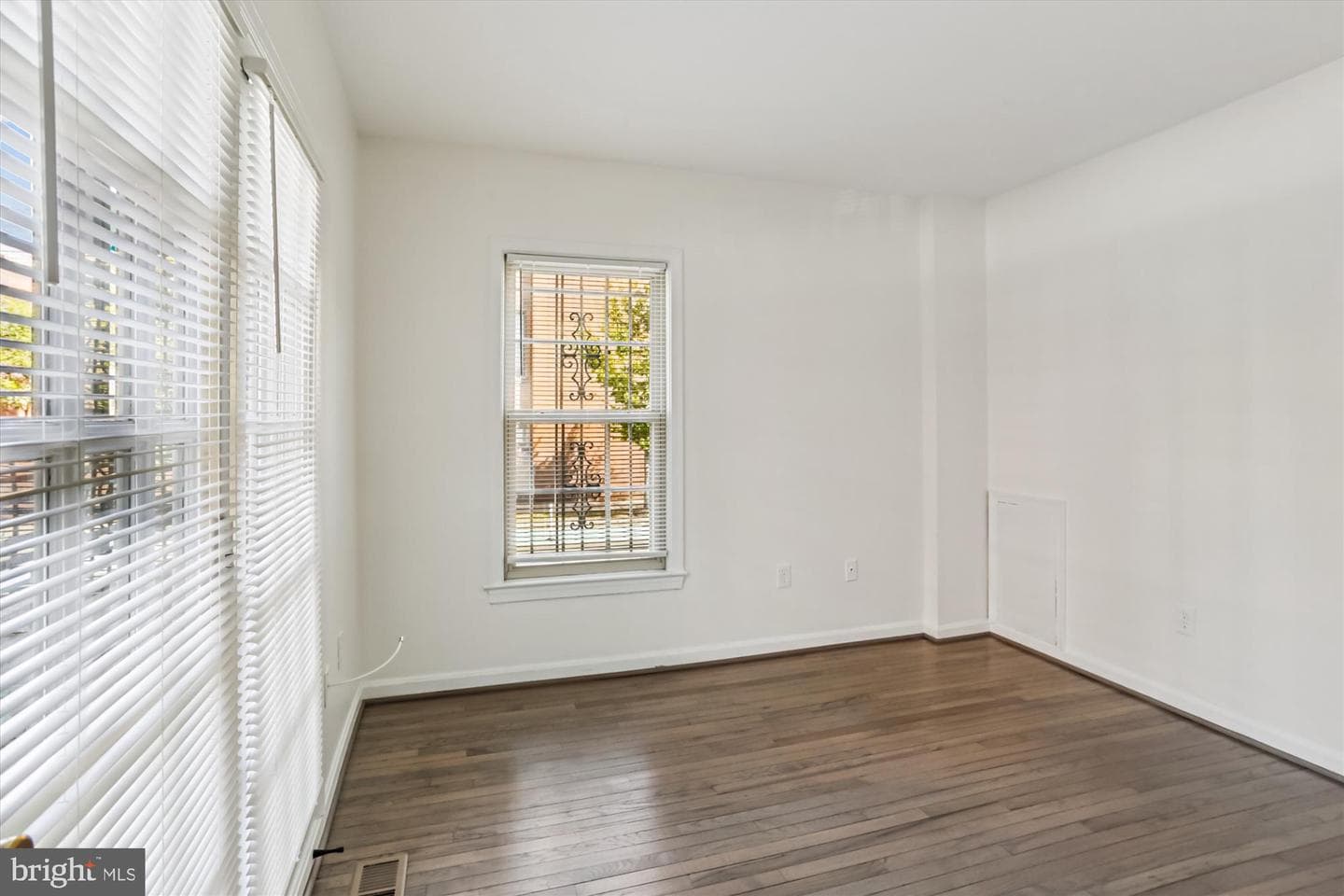 1690 Euclid Street NW #a photo 23