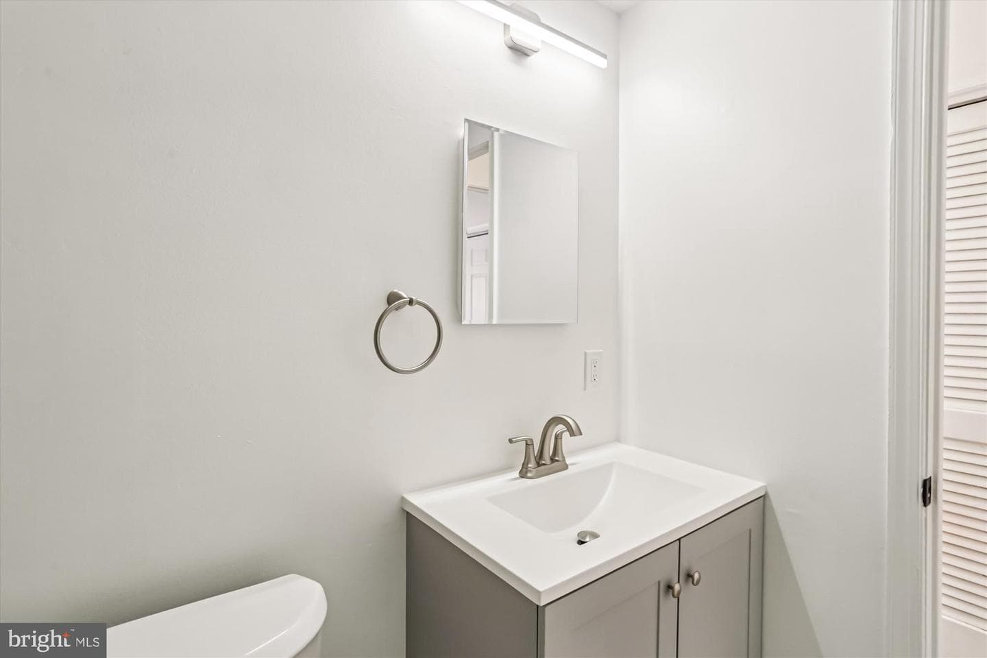 1690 Euclid Street NW #a photo 8
