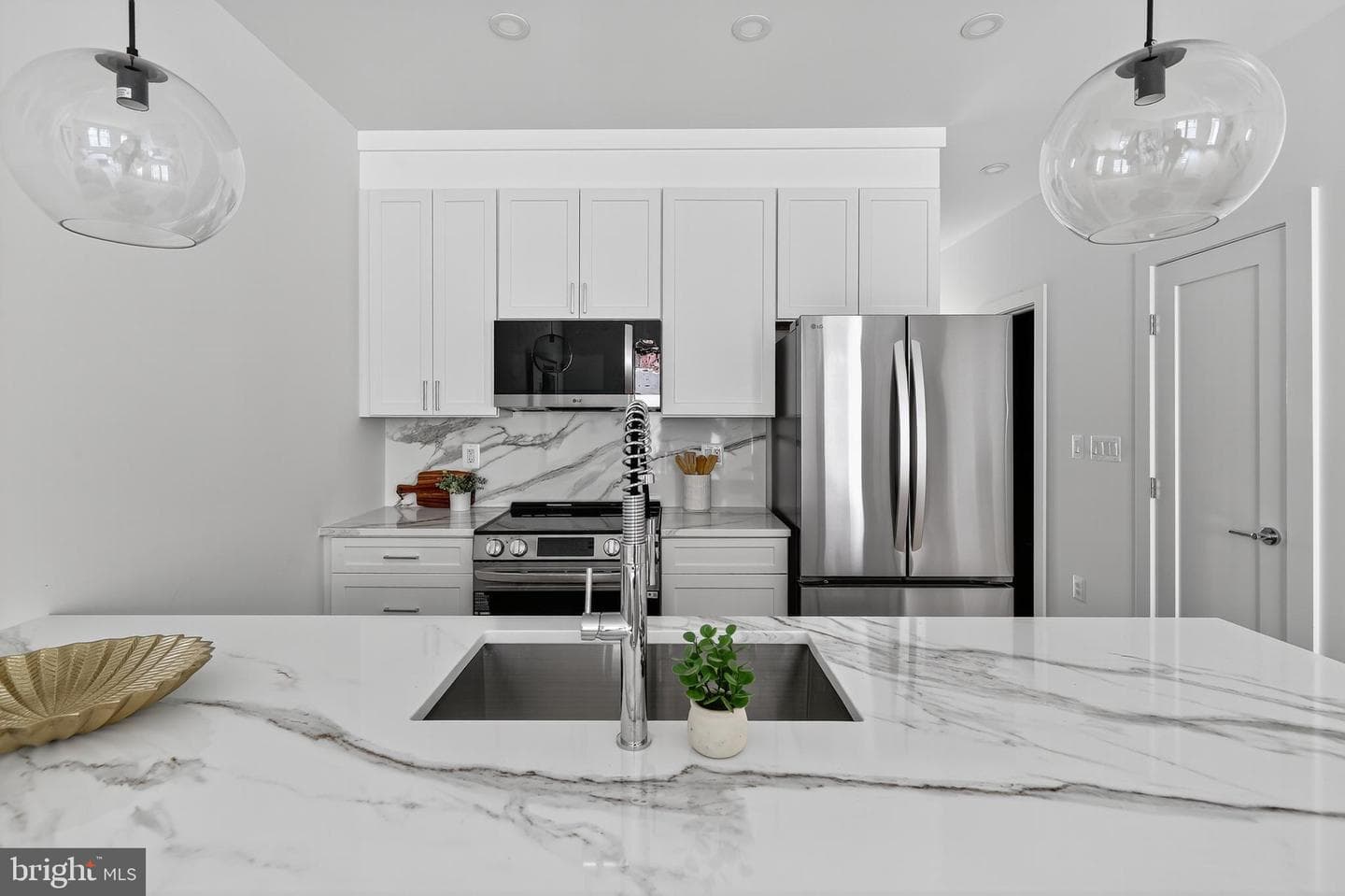 828 21st Street NE #1 photo 11