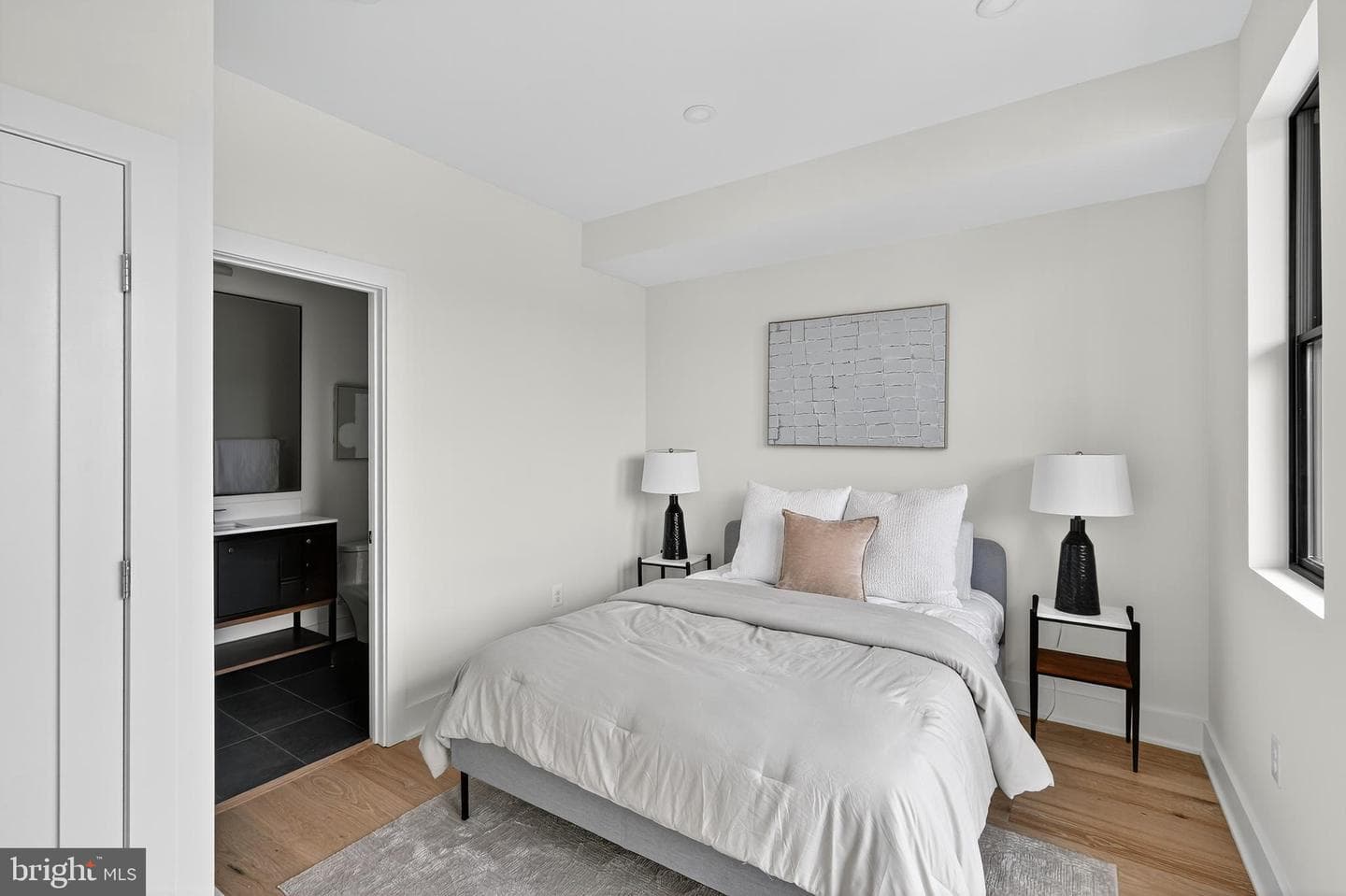 828 21st Street NE #2 photo 17