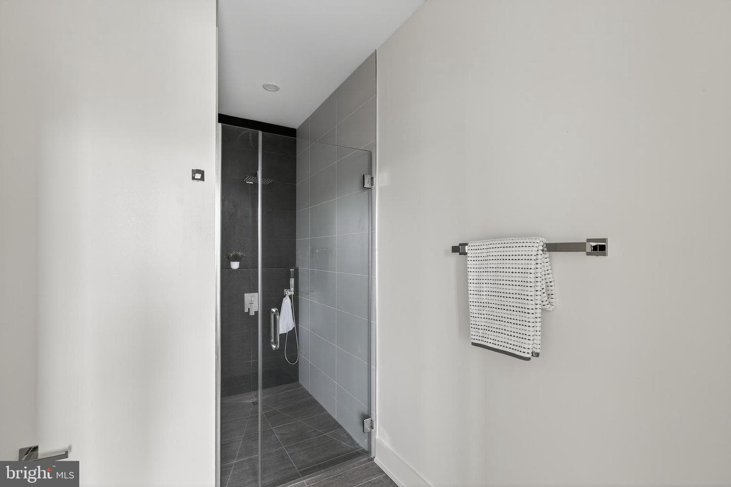 828 21st Street NE #2 photo 25