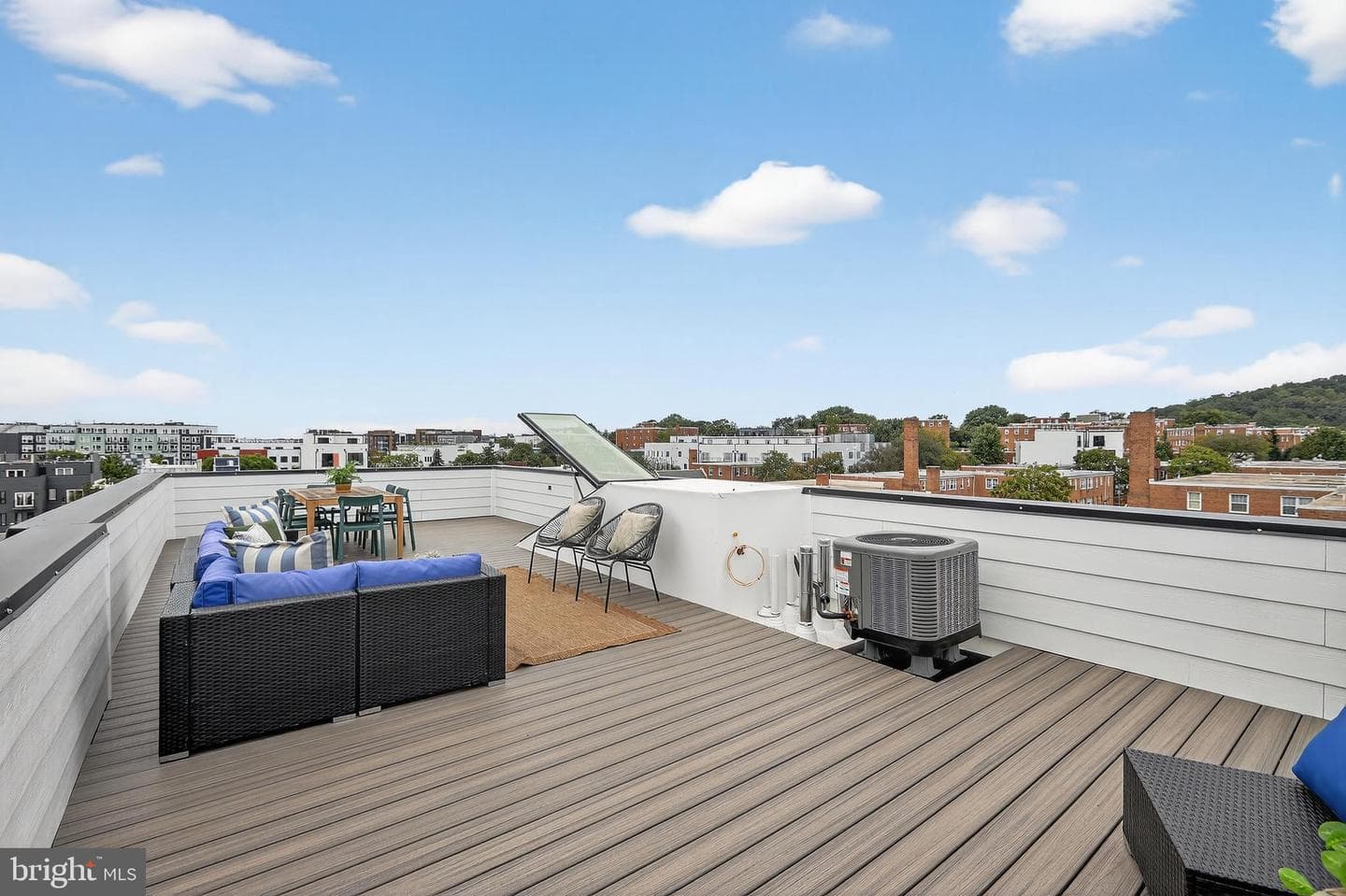 828 21st Street NE #3, Washington