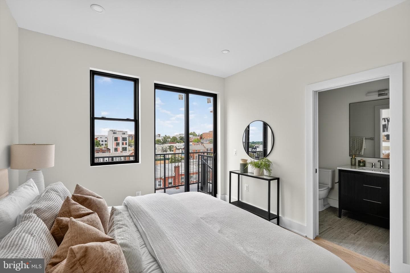828 21st Street NE #3 photo 21