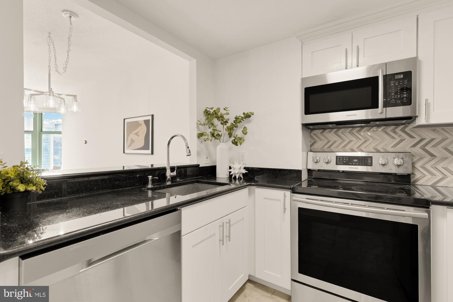 1150 K Street NW #1211 photo 4