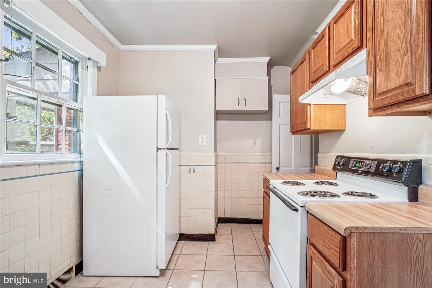 1739 Allison Street NE photo 15