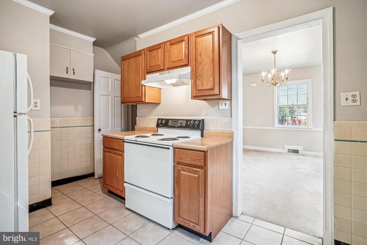 1739 Allison Street NE photo 16