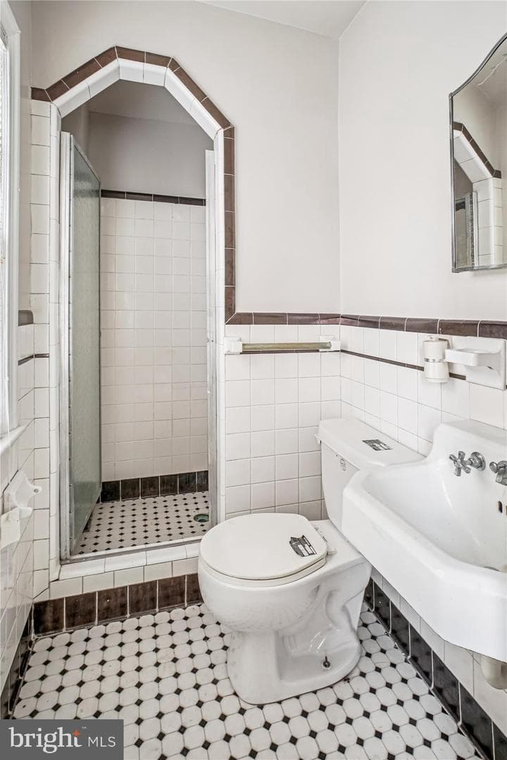 1739 Allison Street NE photo 20