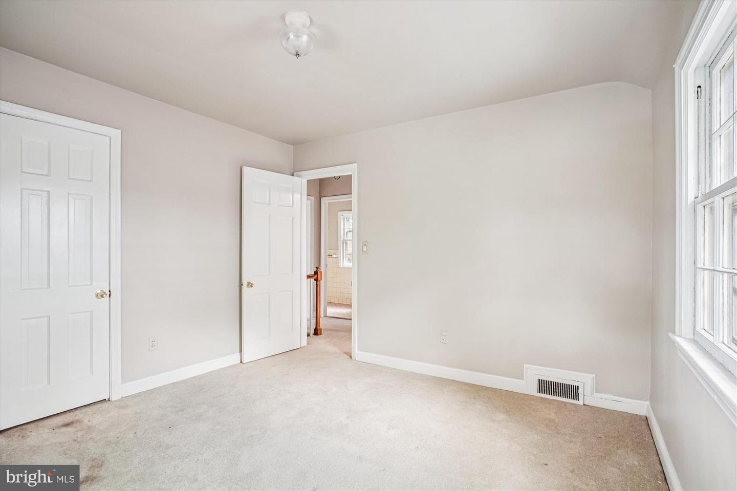 1739 Allison Street NE photo 22