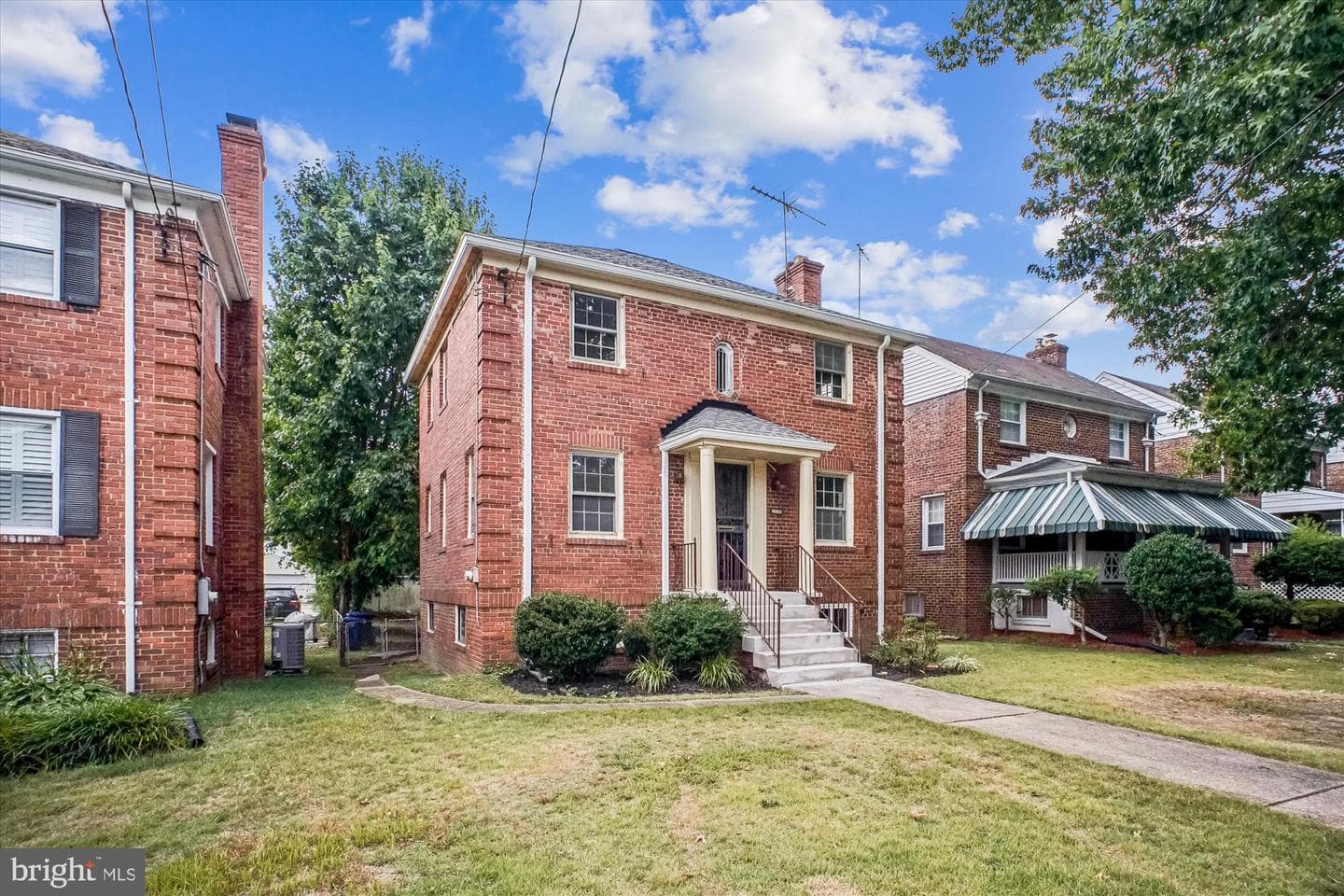 1739 Allison Street NE photo 30