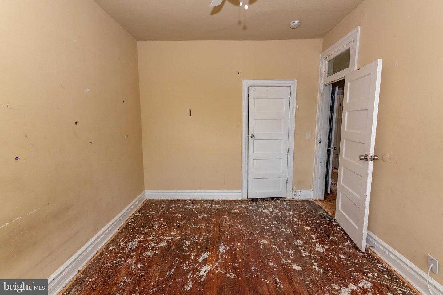 611 Keefer Place NW photo 24