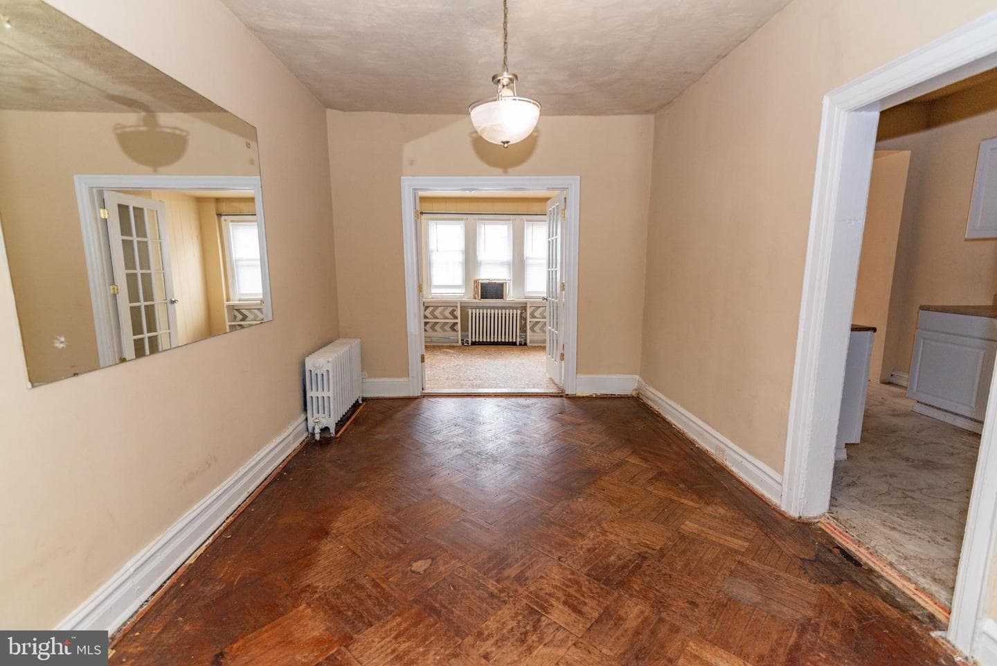 611 Keefer Place NW photo 5