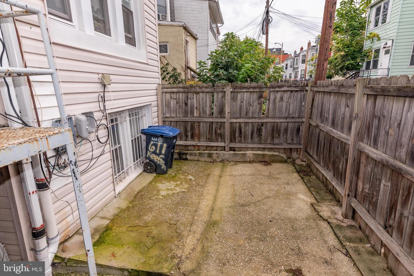 611 Keefer Place NW photo 55
