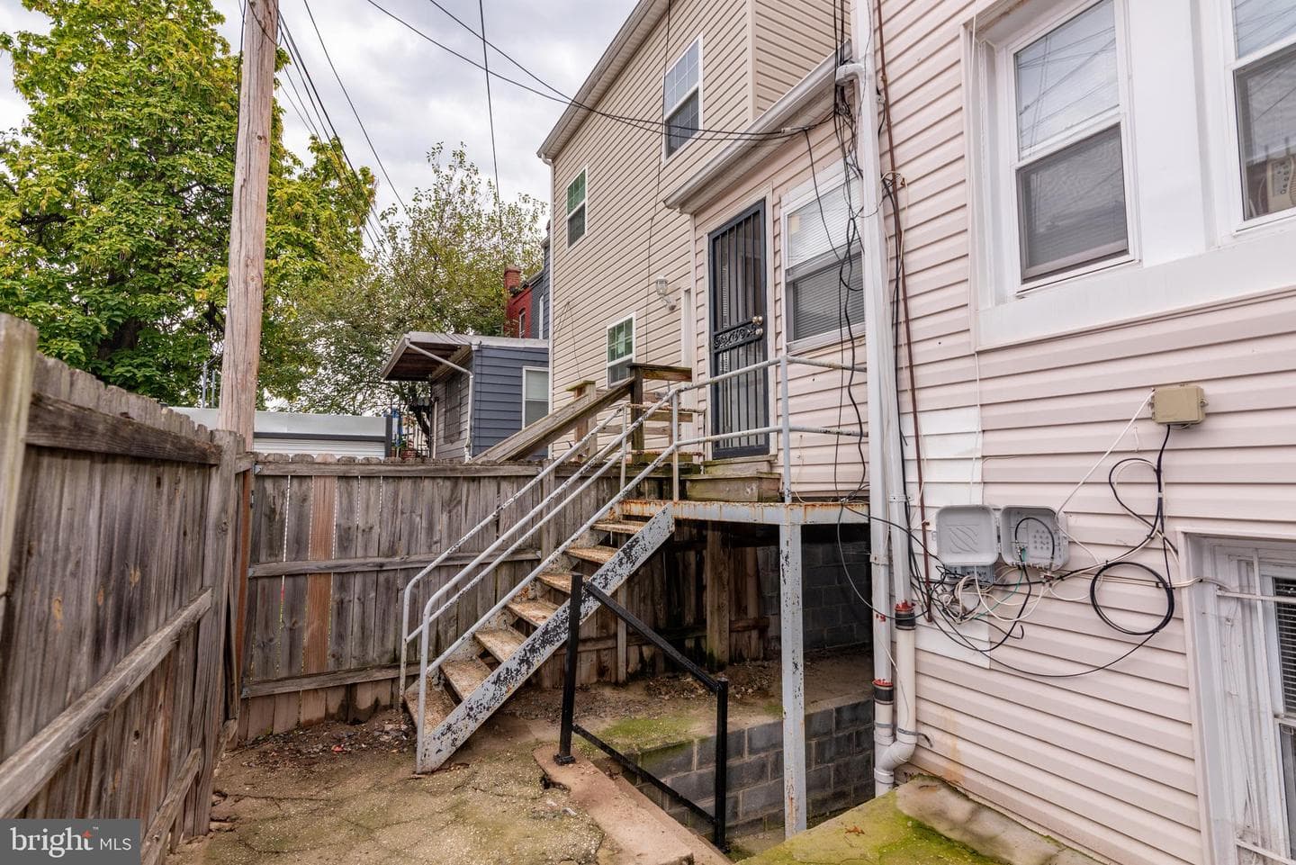 611 Keefer Place NW photo 58