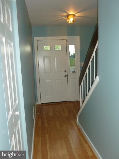 3143 Hawthorne Drive NE #3143 photo 3