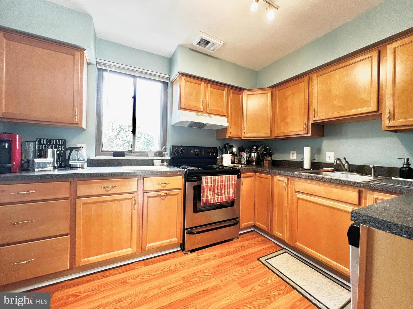 3143 Hawthorne Drive NE #3143 photo 5