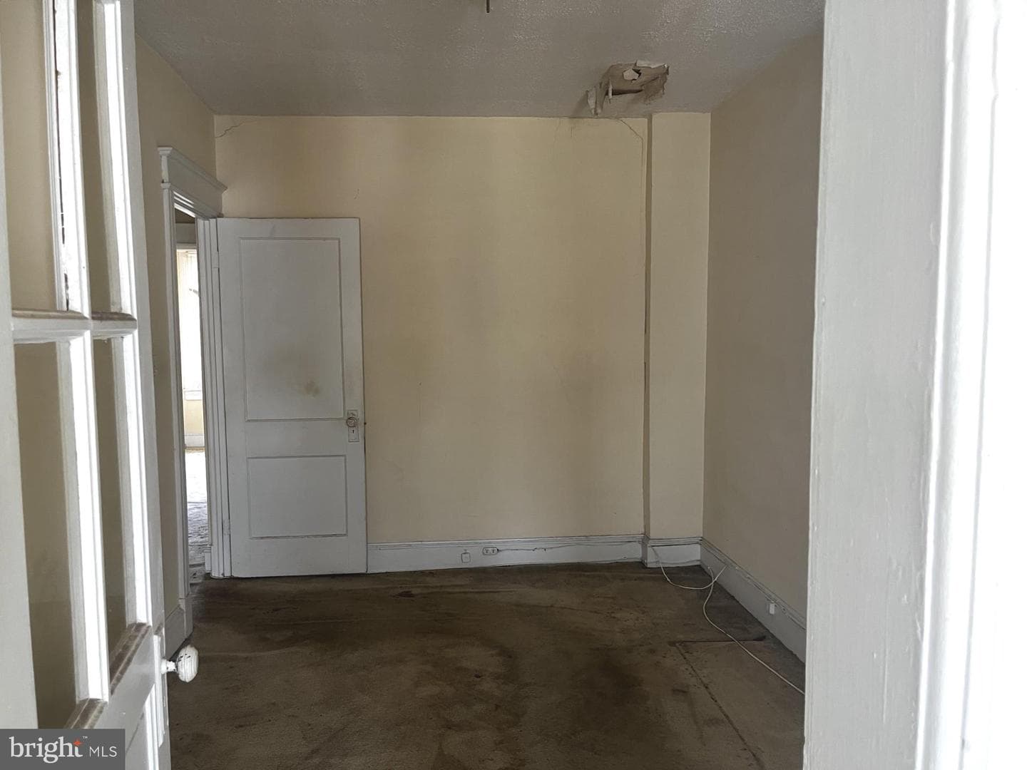 1667 Montello Avenue NE photo 9