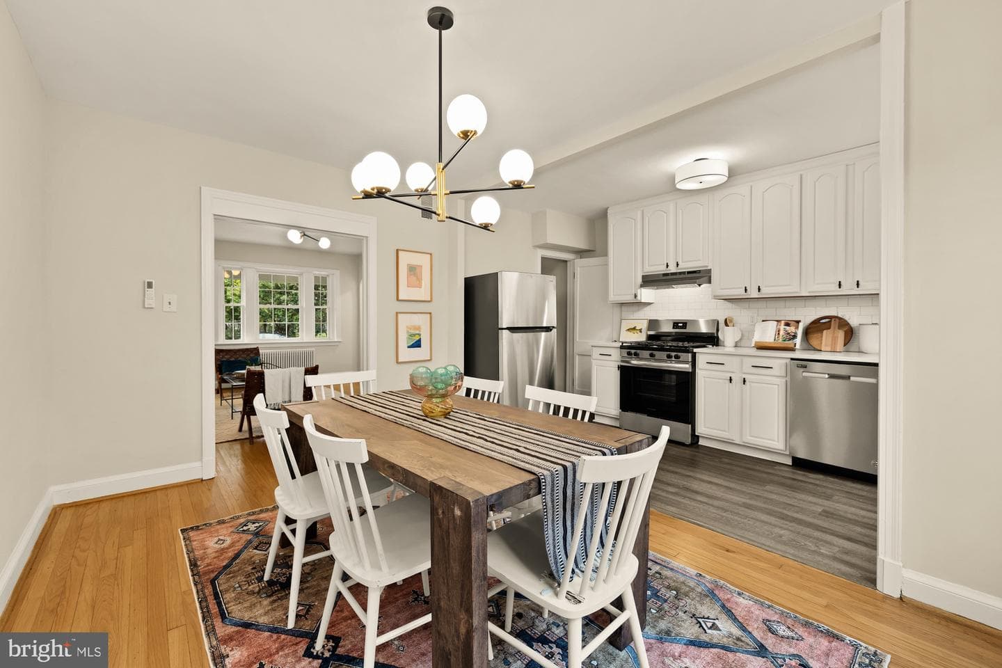 922 Perry Place NE photo 11
