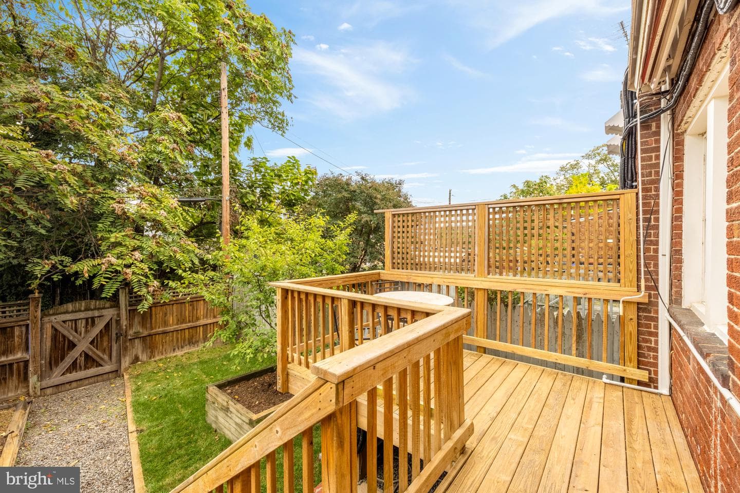 922 Perry Place NE photo 34