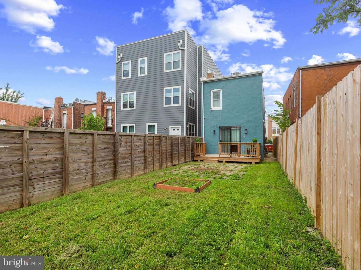 1834 Providence Street NE photo 25