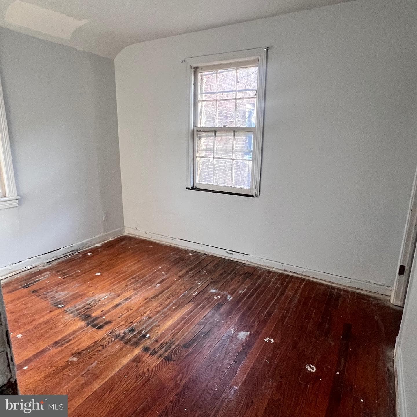 1446 Smith Pl SE photo 3