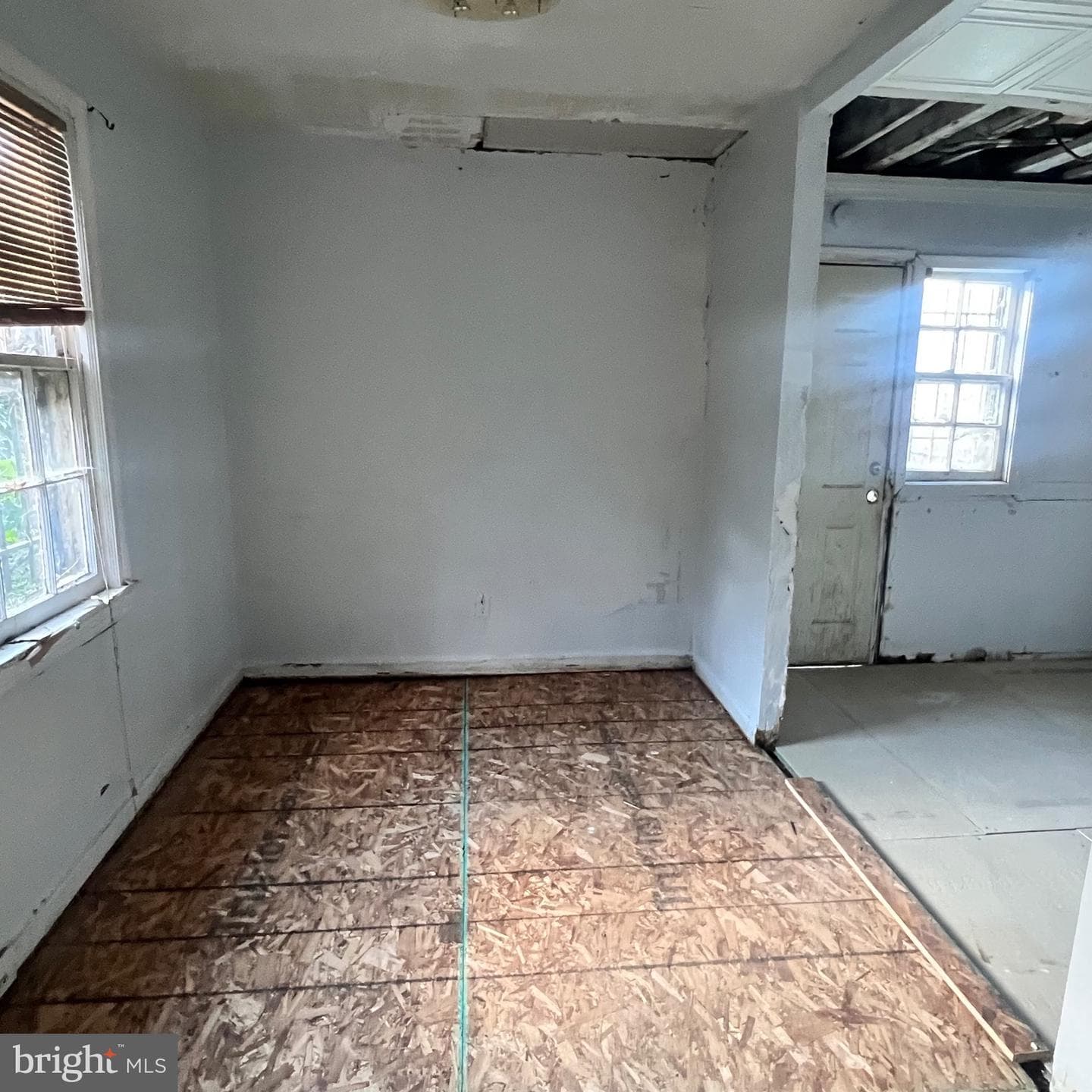 1446 Smith Pl SE photo 6