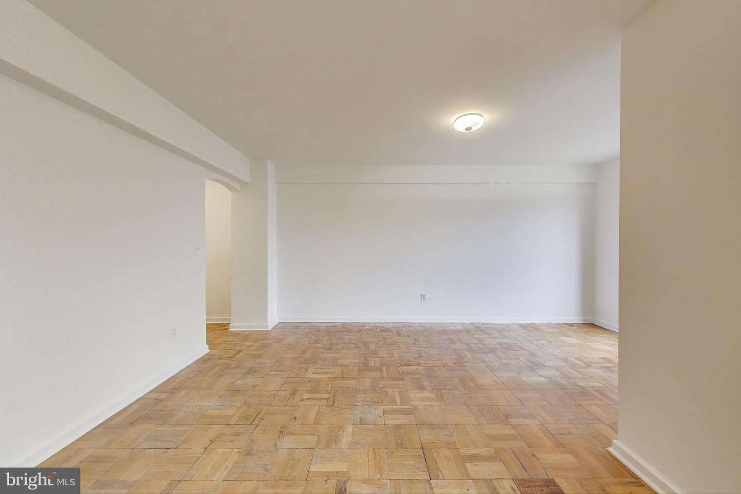 1 Scott Circle NW #121 photo 5