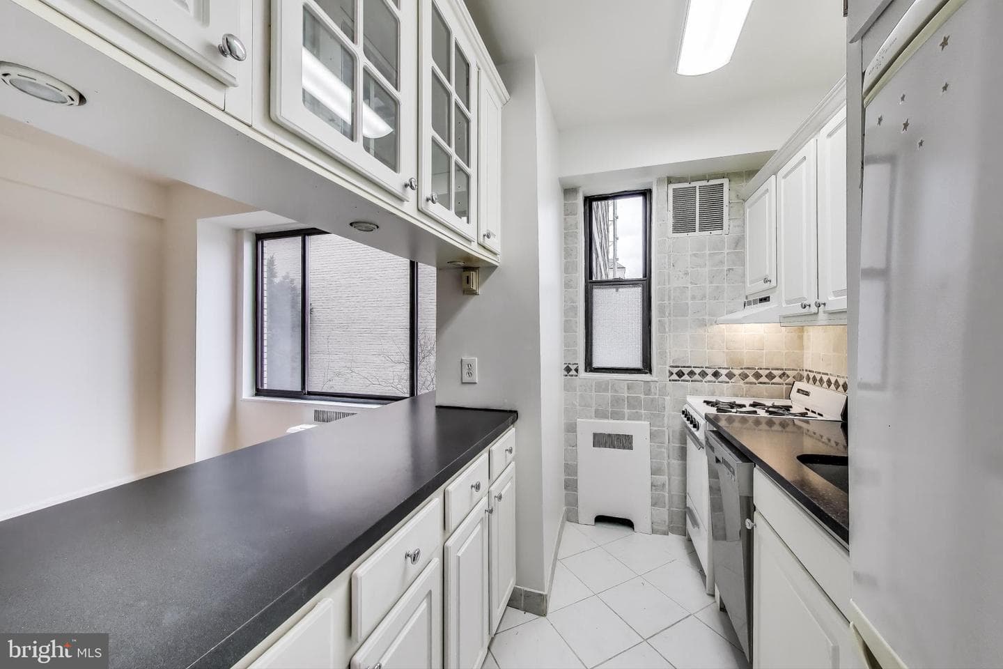 1 Scott Circle NW #121 photo 6