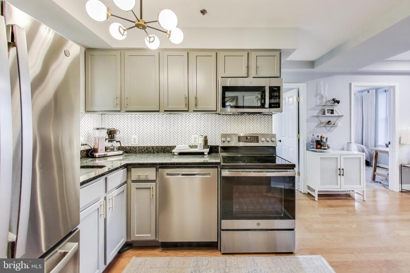 52 Quincy Place NW #304 photo 6