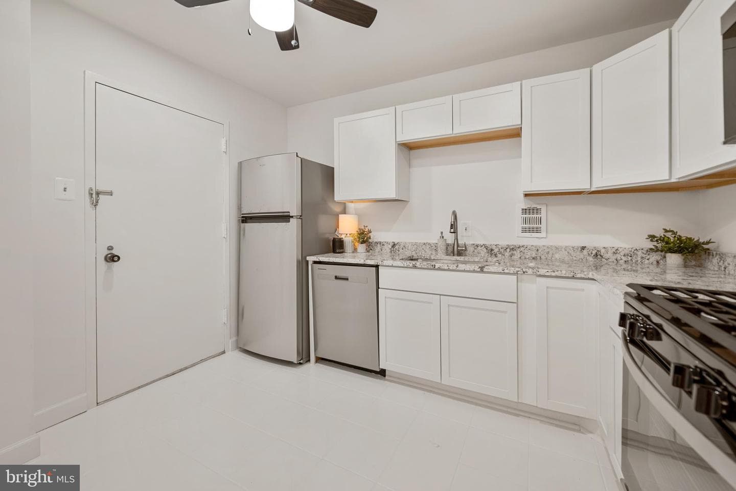 3001 Veazey Terrace NW #1623 photo 5