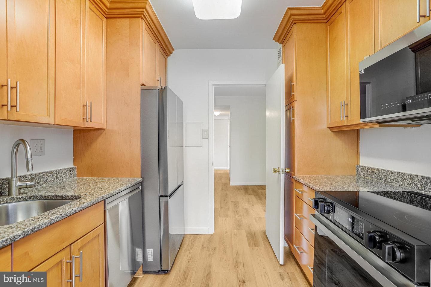 4101 Cathedral Avenue NW #1104 photo 11