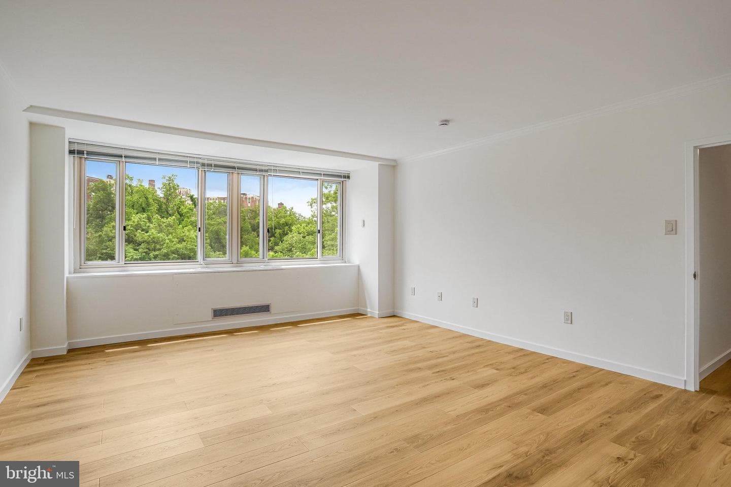 4101 Cathedral Avenue NW #1104 photo 20