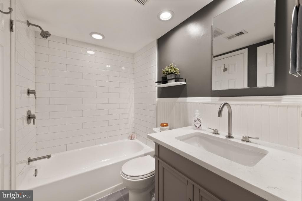 1441 A Street NE #1441 photo 8