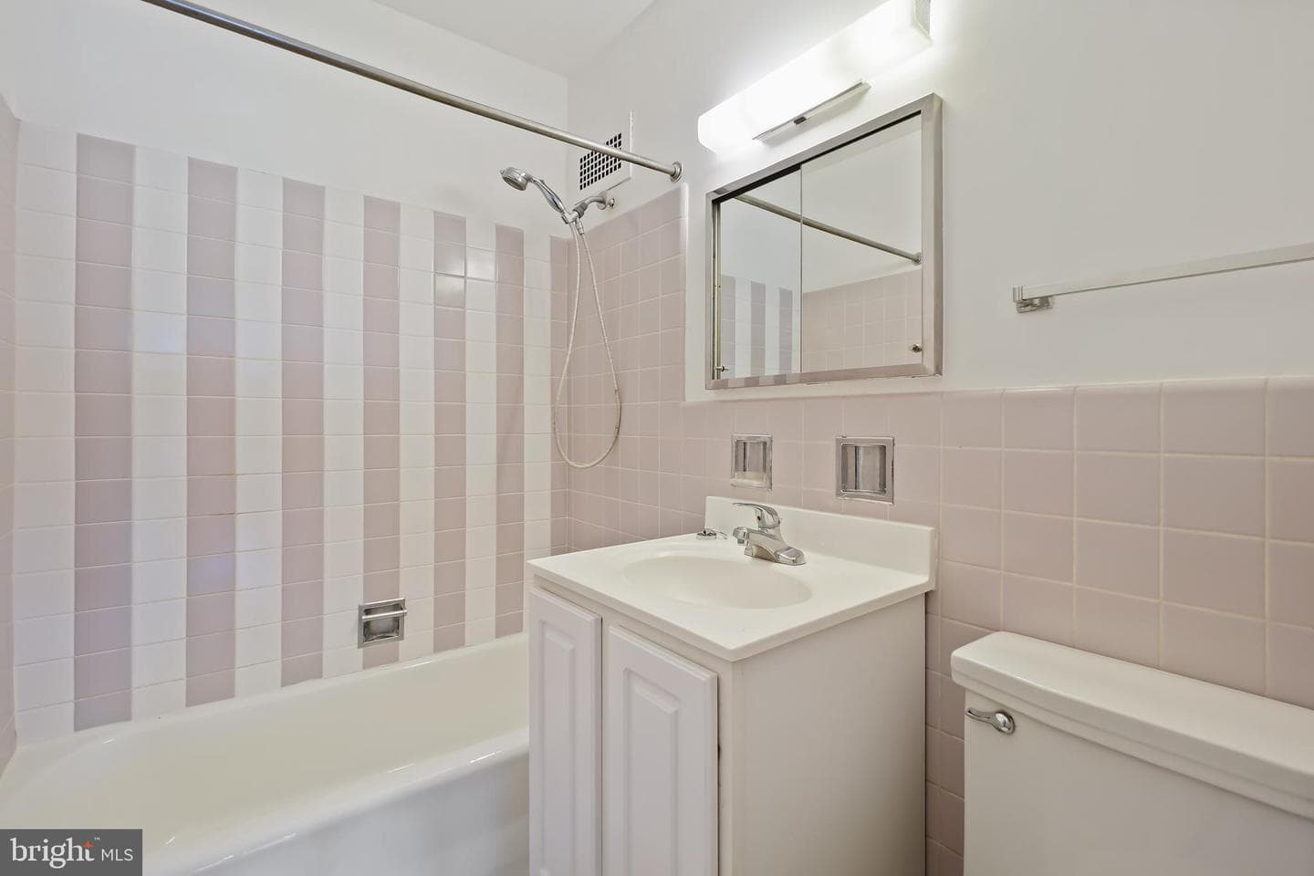 2475 Virginia Avenue NW #921 photo 18